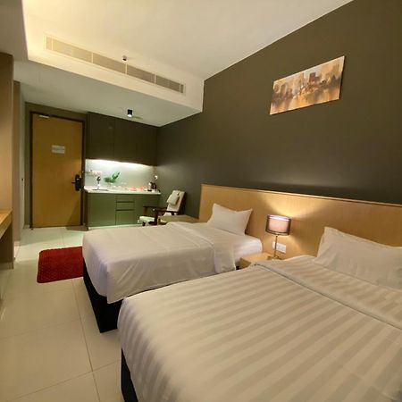 The Honeymoon Haven - 99 Residences Malacca Esterno foto