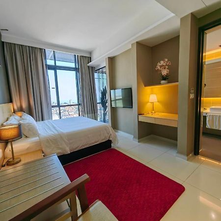 The Honeymoon Haven - 99 Residences Malacca Esterno foto